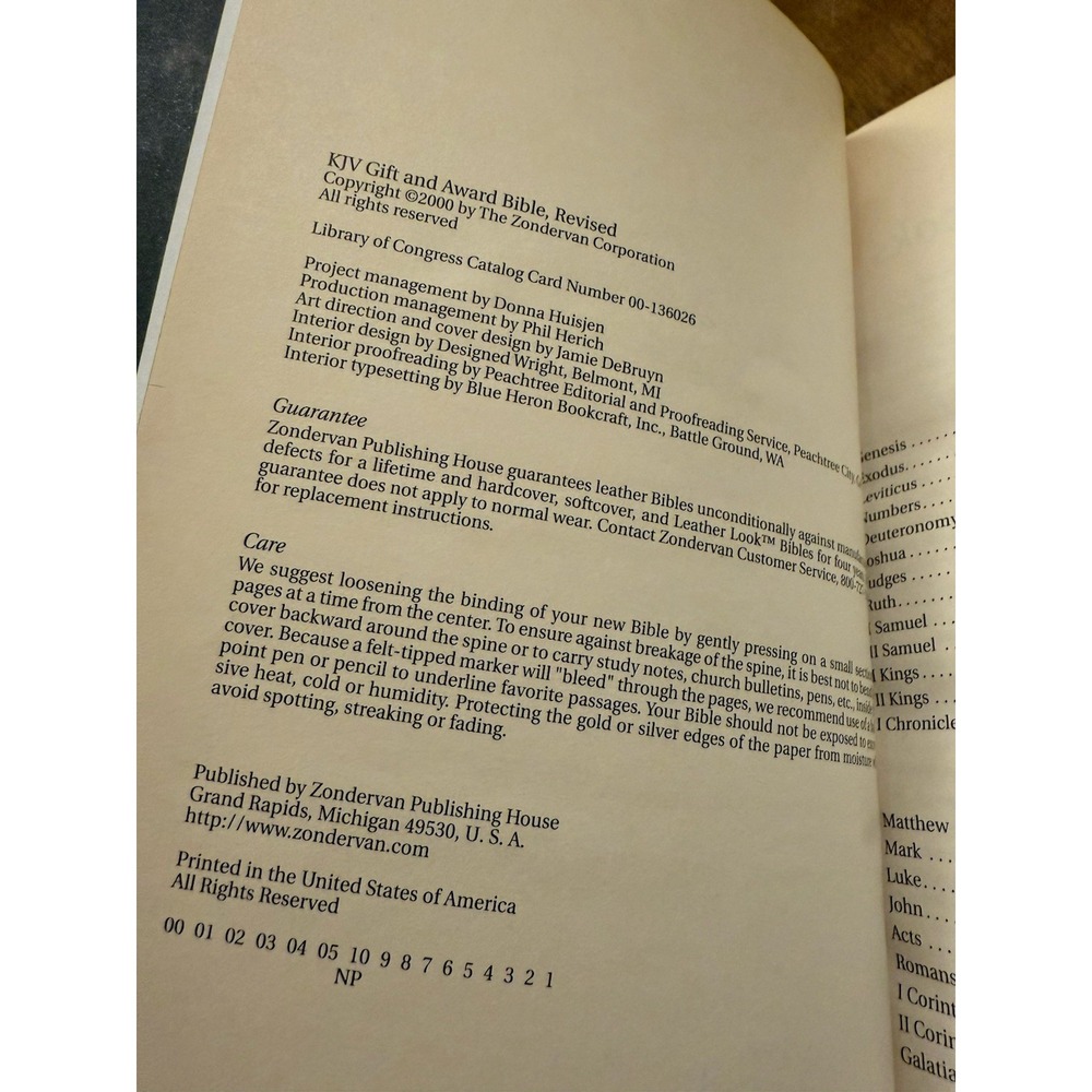Holy Bible King James Version With Helps Zondervan 2000 Red Letter - Picture 5 of 6